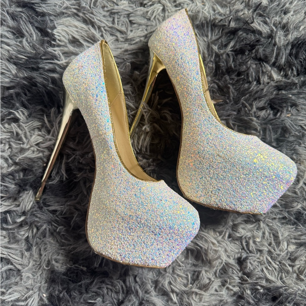 Sparkling Iridescent Platform High Heels - White Glitter